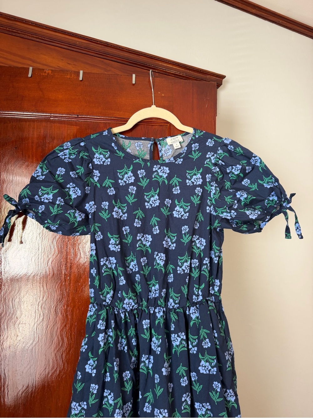 J.Crew Navy Floral Puff Sleeve Tiered Midi Dress Size 0 - Picture 3 of 8